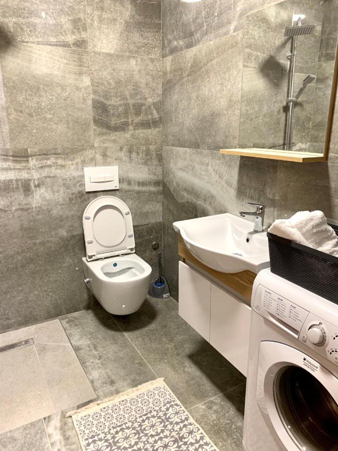 Sol Lux Studio Apartments 2Nd Floor Дуррес Экстерьер фото